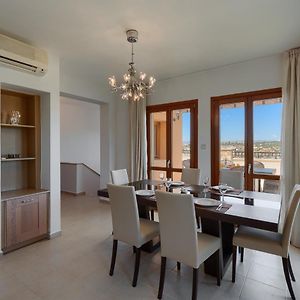 Junior Villa mit 3 Schlafzimmern